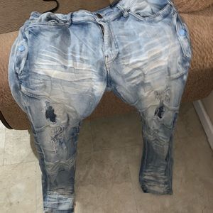 Men’s size 34/32 pants